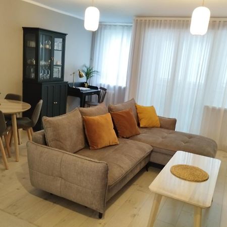 Moon Apartment Вроцлав Екстер'єр фото